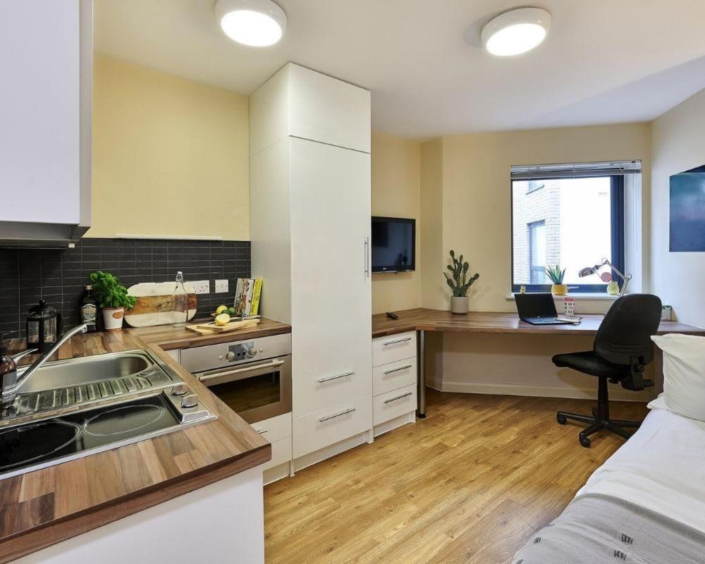 Zeni Studio, The Hub Vauxhall Londra Dış mekan fotoğraf